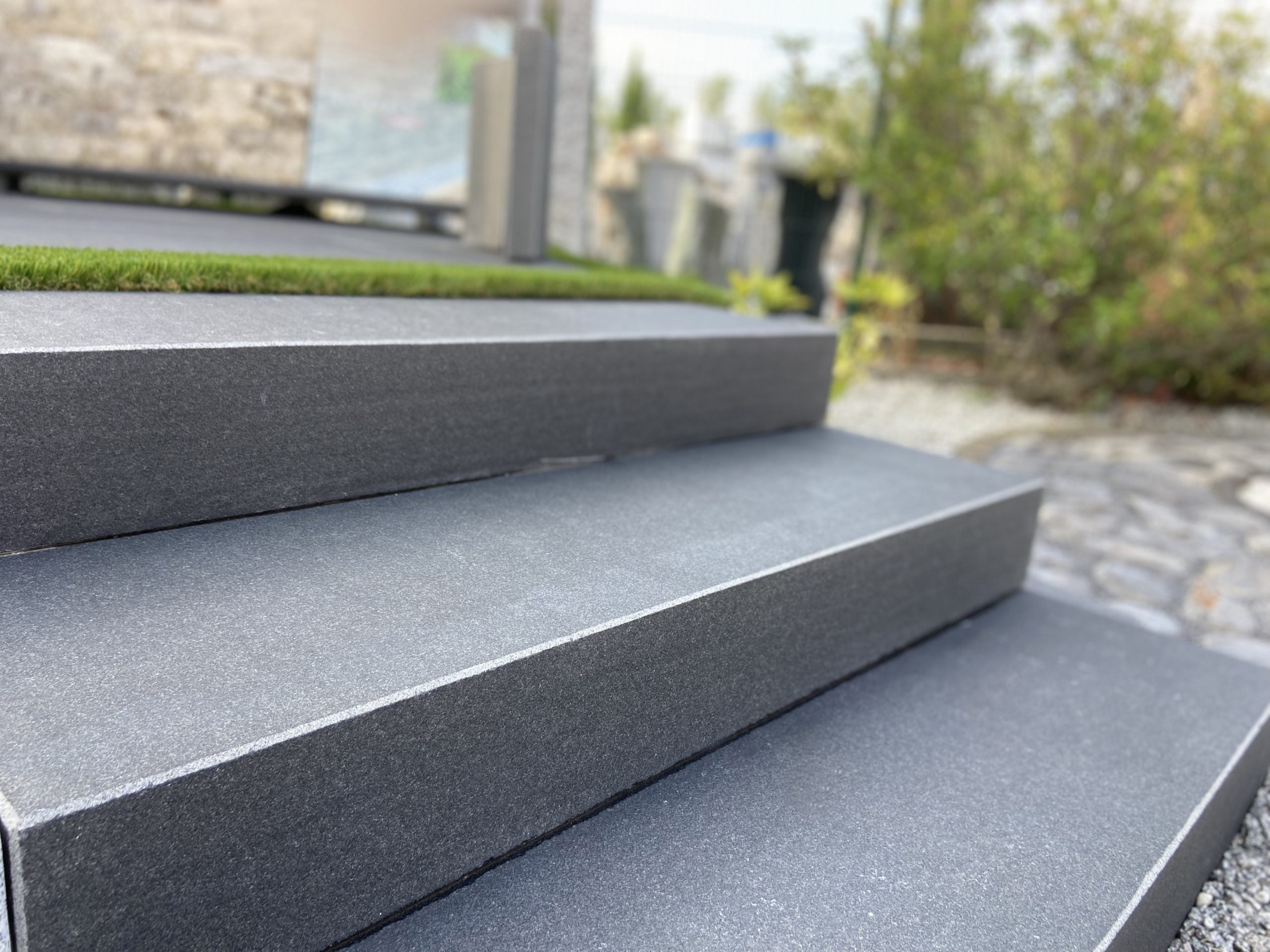 Blockstufen Granit Nero Assoluto
