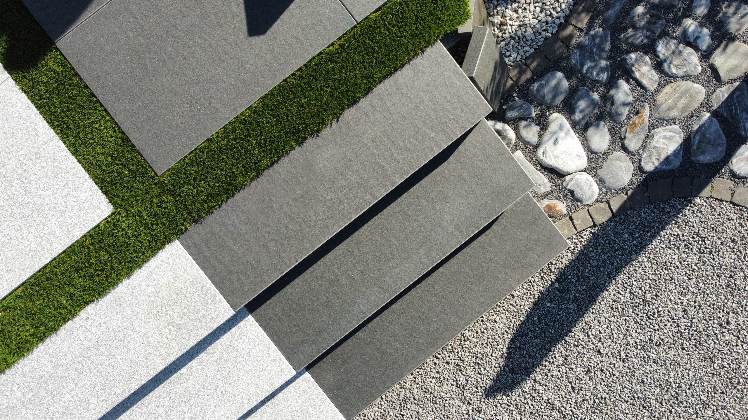 Blockstufen Granit Easy Grey