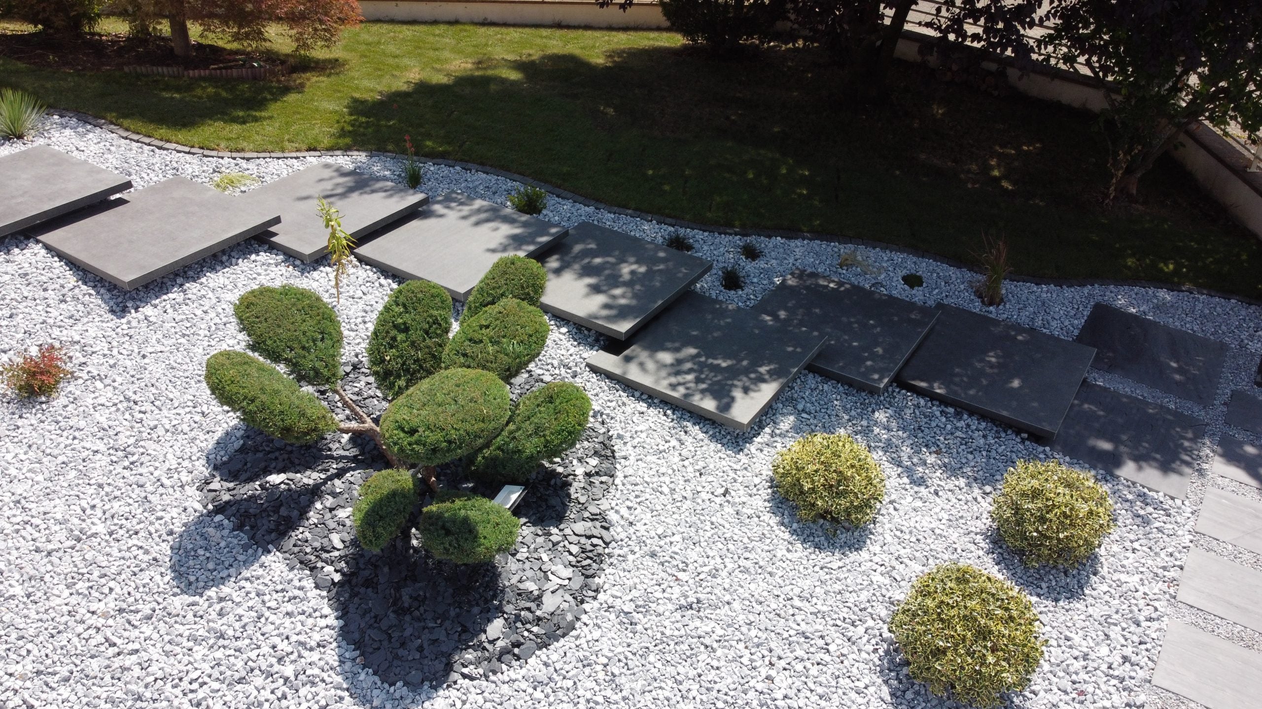 Bodenplatten Granit Nero Assoluto